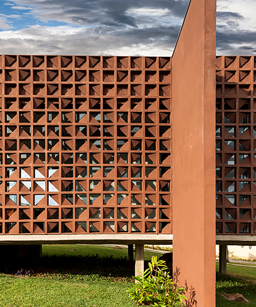 1:1 arquitetura:design ventilates brazilian home using perforated folded walls