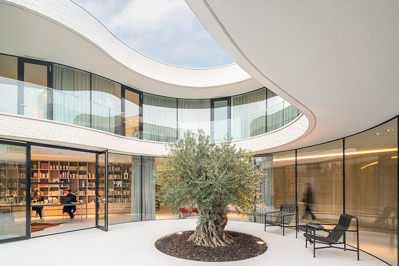 MVRDV-casa-kwantes-designboom-01