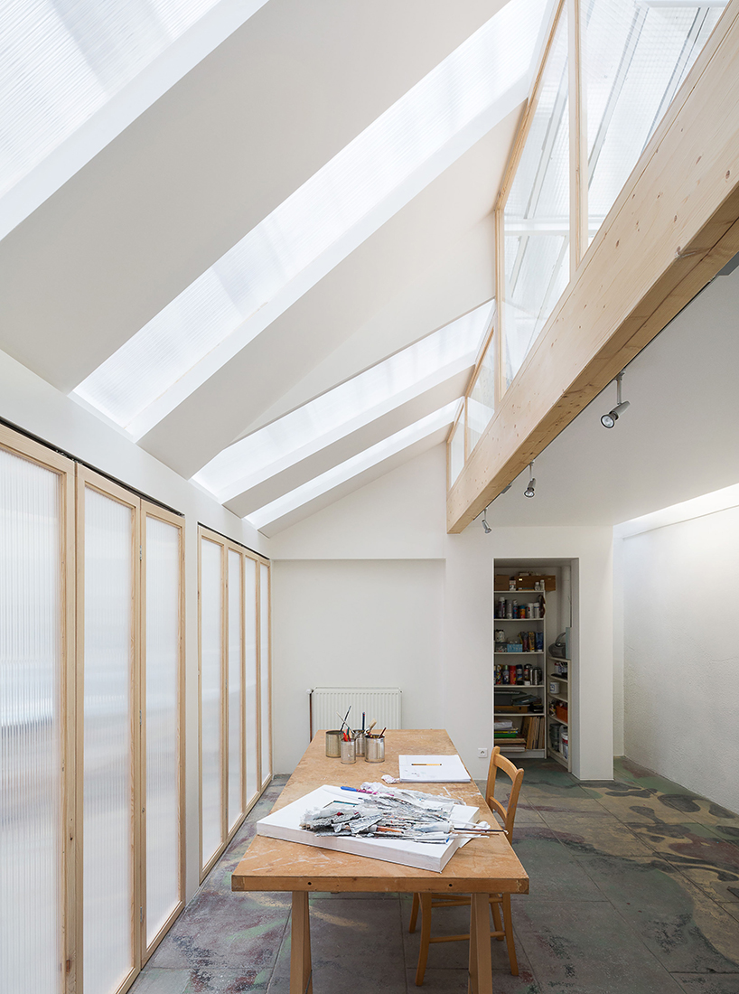 WYTO-architects-light-folds-gallery-designboom-02