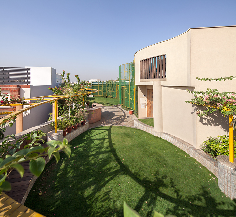 anagram-architects-outre-house-new-delhi-india-designboom-02