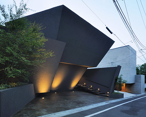 artechnic wraps angular wall around SRK residence in tokyo
