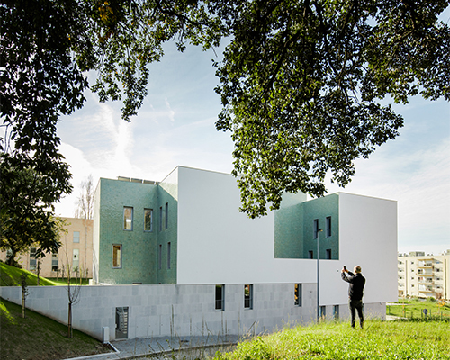 atelier do cardoso completes building for young cancer patients in porto