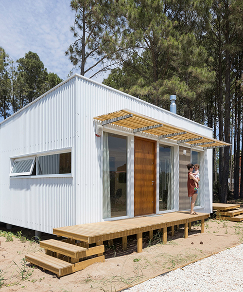 moirëarquitectos constructs steel framed holiday home with corrugated white façade