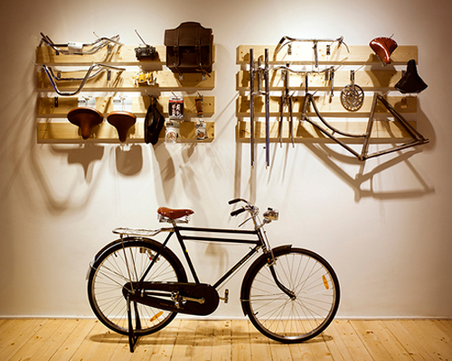 hugo mompó realizes bullit cyclery shop in valencia, spain