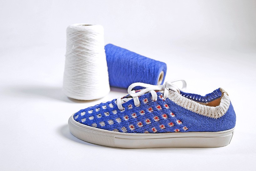 Print out a sweater with Kniterate, a 3D printer for knitting - The Verge