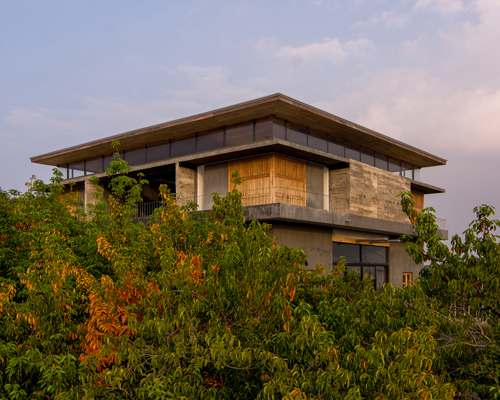 palinda kannangara casts concrete oculus guest house in sri lanka