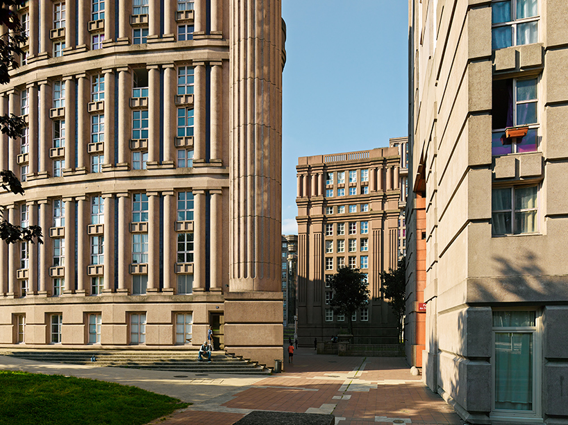 Ricardo Bofill S Postmodern Housing Complex Near Paris