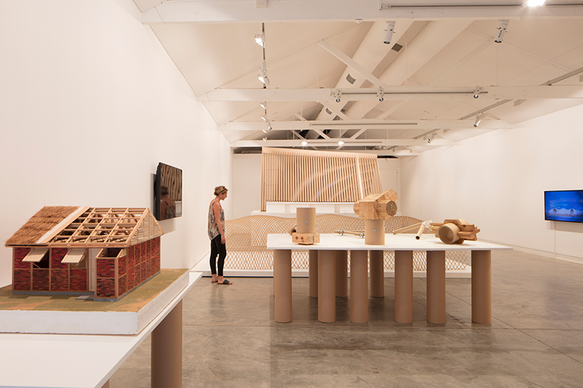 shigeru ban disaster relief shelters