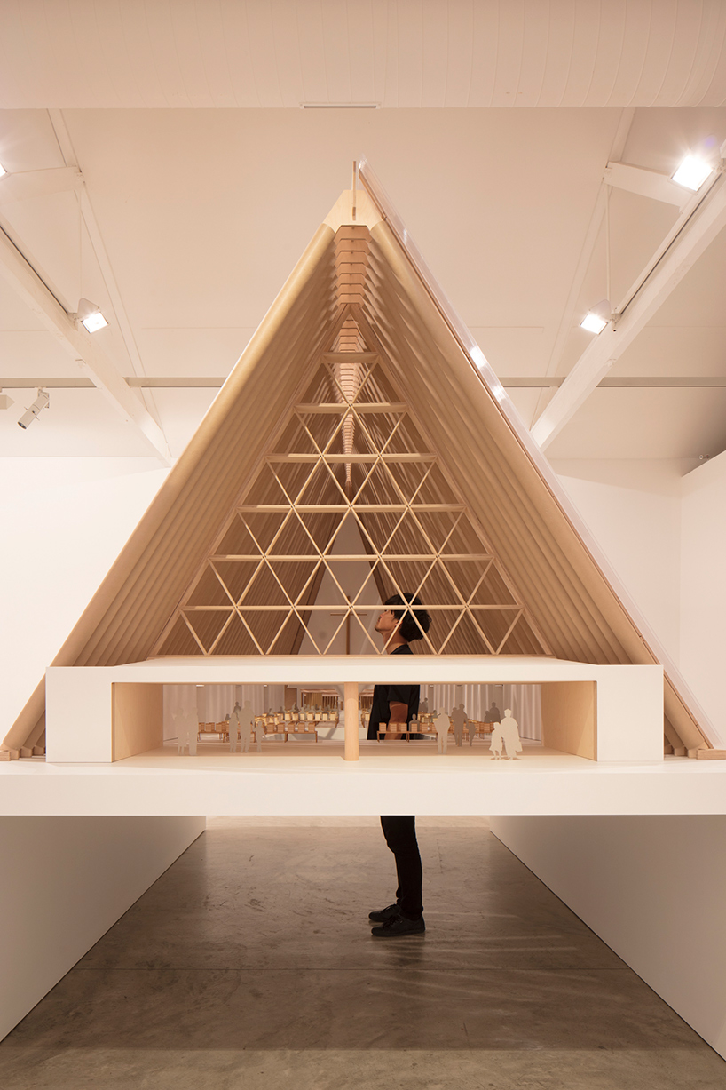 shigeru ban disaster relief shelters