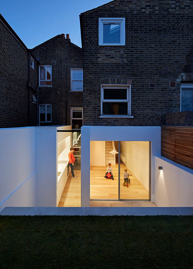 sophie-nguyen-architects-casa-del-sol-house-extension-london-designboom-02