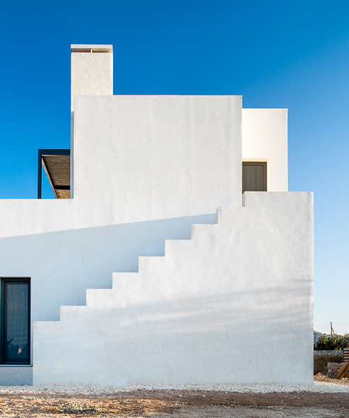 lantavos projects breaks down single rectangular volume to create greek house