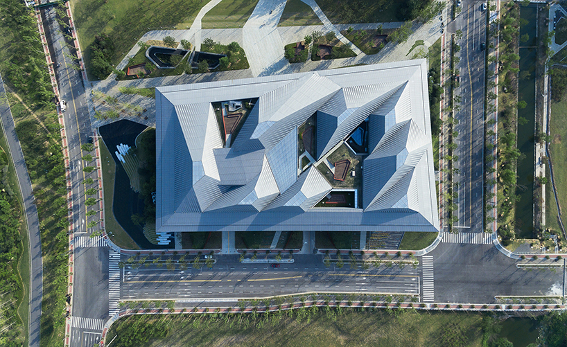 NBBJ--architects-nanjing-eco-tech-island-exhibition-centre-china-designboom-03