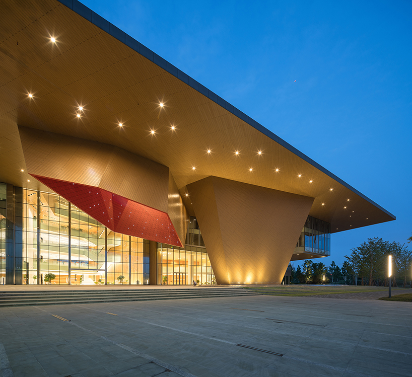 NBBJ--architects-nanjing-eco-tech-island-exhibition-centre-china-designboom-03