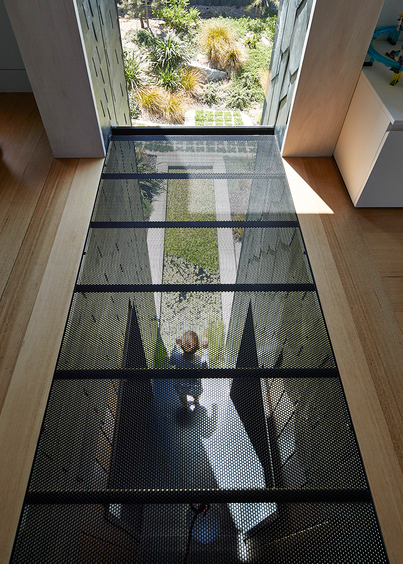 austin-maynard-architects-charles-house-melbourne-australia-designboom-02