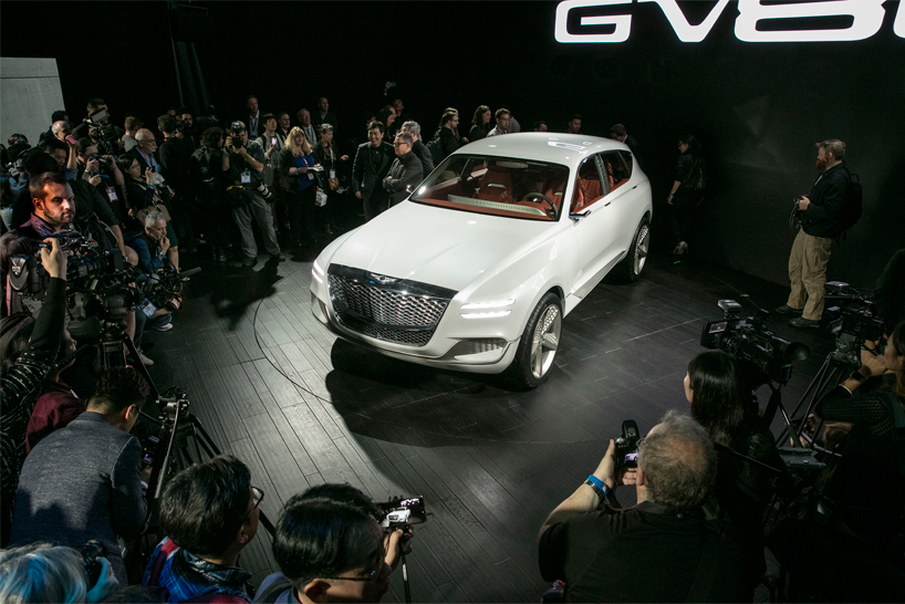 genesis-GV80-designboom01