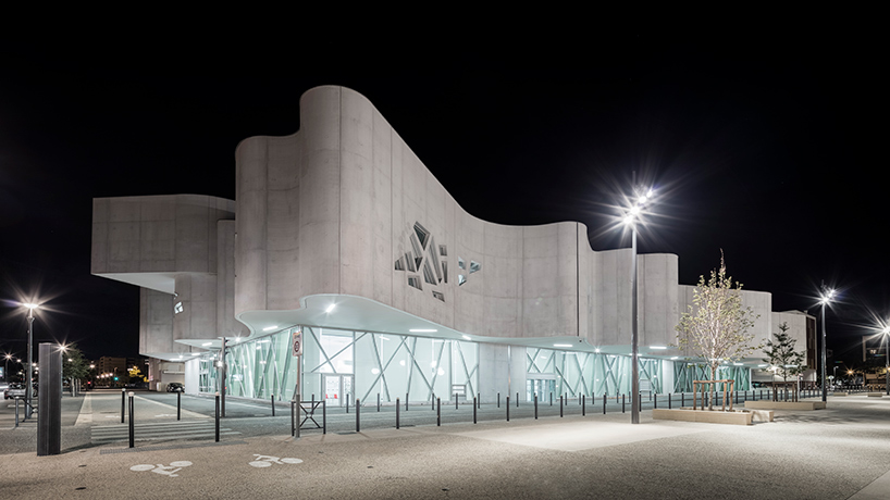 jean-pierre-lott-vitrolles-media-library-les-pins-france-designboom-12