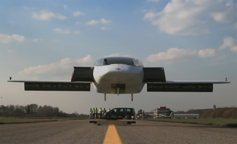 lilium electric aircraft designboom