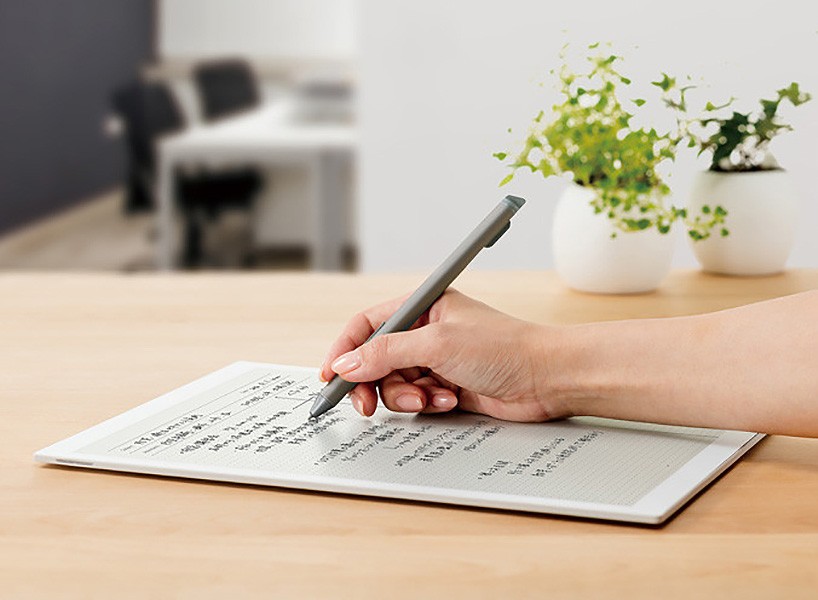 SONY's new A4 tablet recreates the tangibility of writing on paper