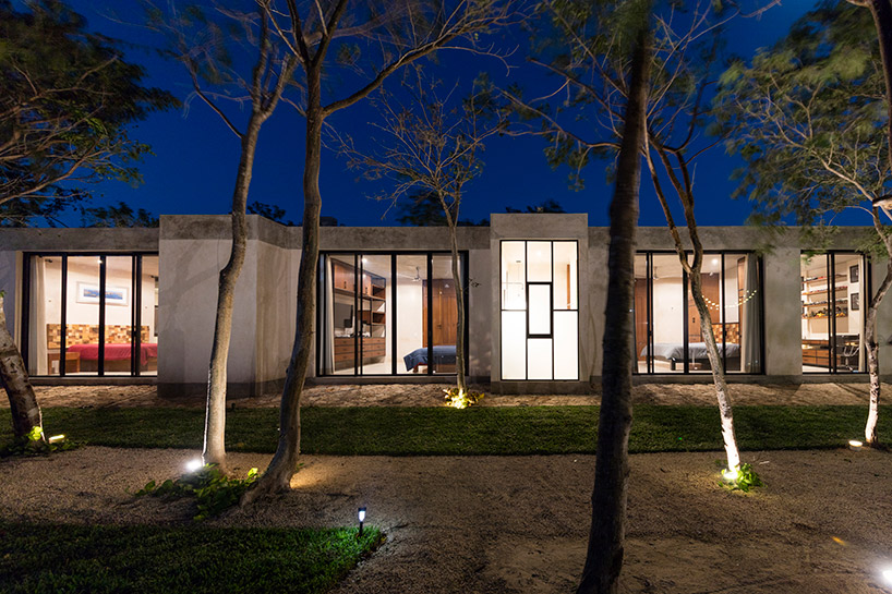 taller estilo blends nature and architecture in mexican house