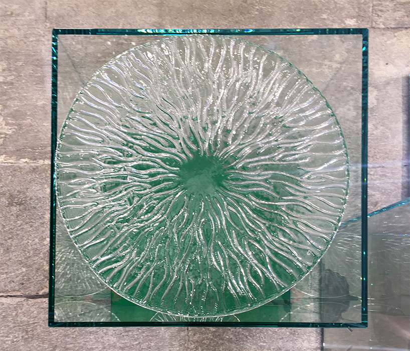 tokujin yoshioka fountain tables glas italia issey miyake milan design week designboom