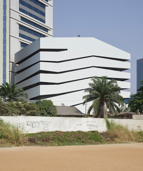 COSTALOPES creates polyhedral white volume for educational institute in angola 