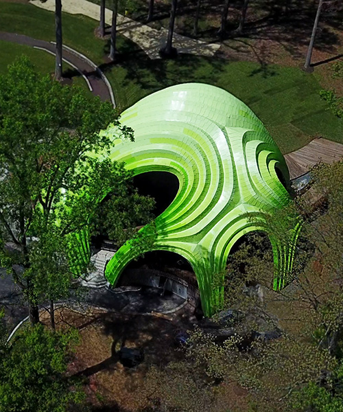 MARC FORNES / THEVERYMANY shapes the 'chrysalis' amphitheater in maryland