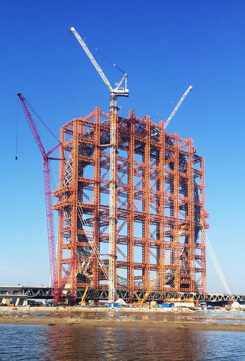 the world's largest spokeless ferris wheel opens in shandong, china