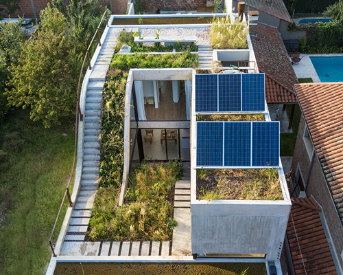 BAM! tops sustainable dwelling in argentina with verdant roof profile