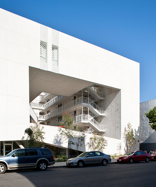 brooks + scarpa completes affordable housing for disabled veterans in LA