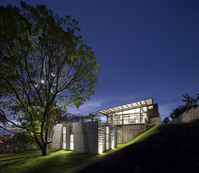 carazo arquitectura's murray music house embraces the costa rican hillscape