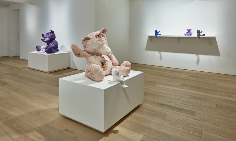 daniel arsham crystal toys galerie perrotin seoul designboom