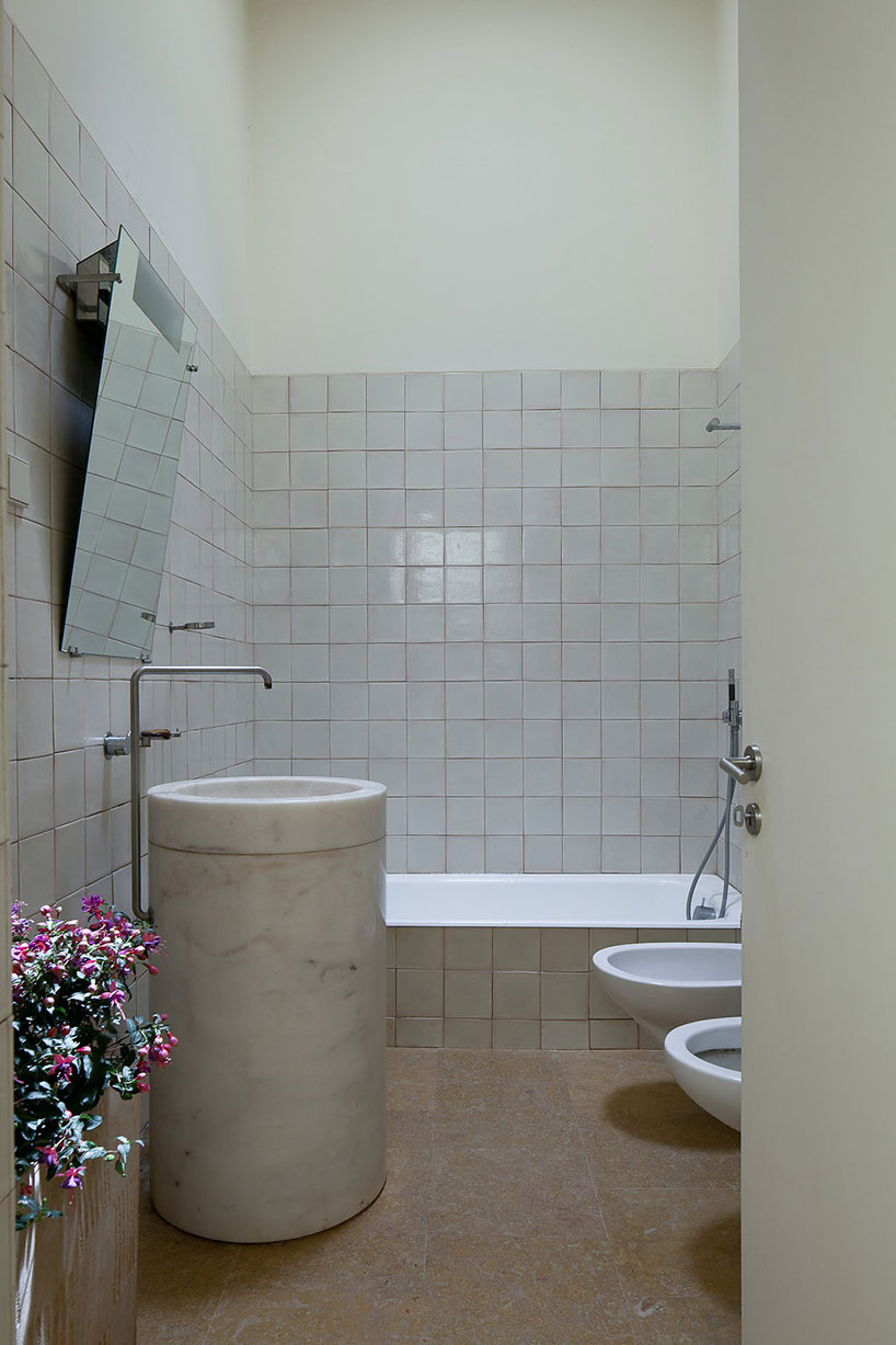 josé campos photographs eduardo souto de moura's house in arrabida