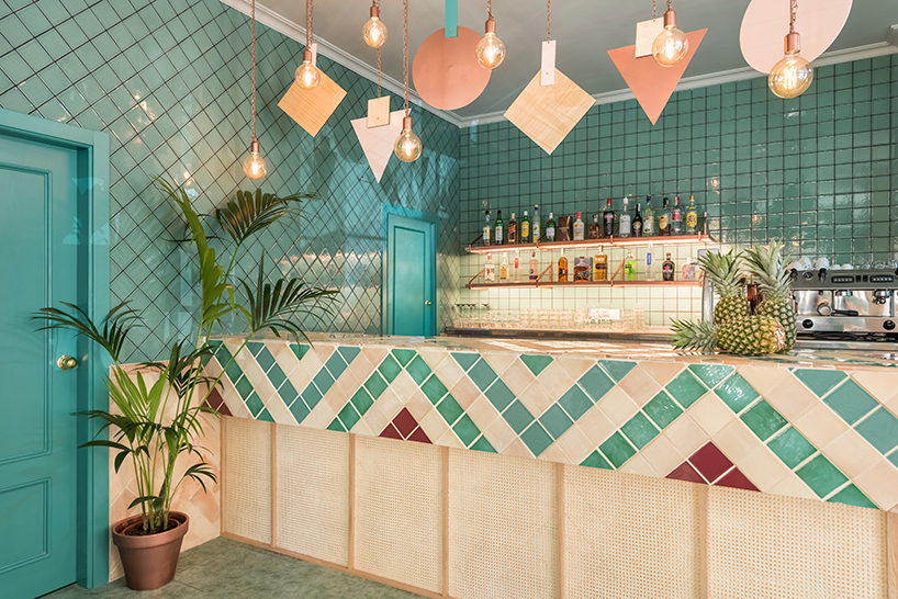 masquespacio tiles andalusian-influenced restaurant in valencia