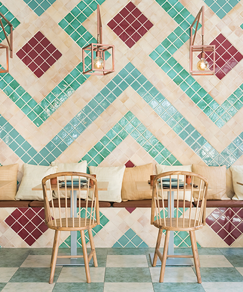 masquespacio tiles andalusian-influenced restaurant in valencia