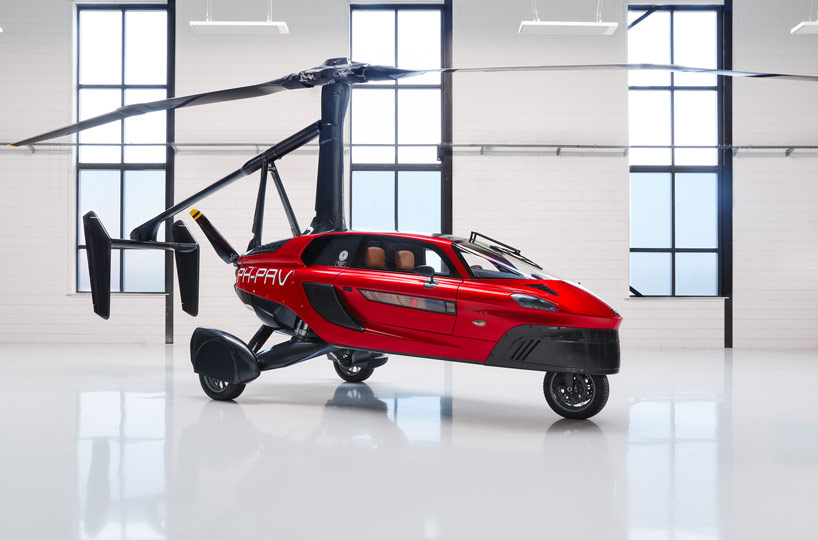 production model of the PAL-V liberty flying car takes off