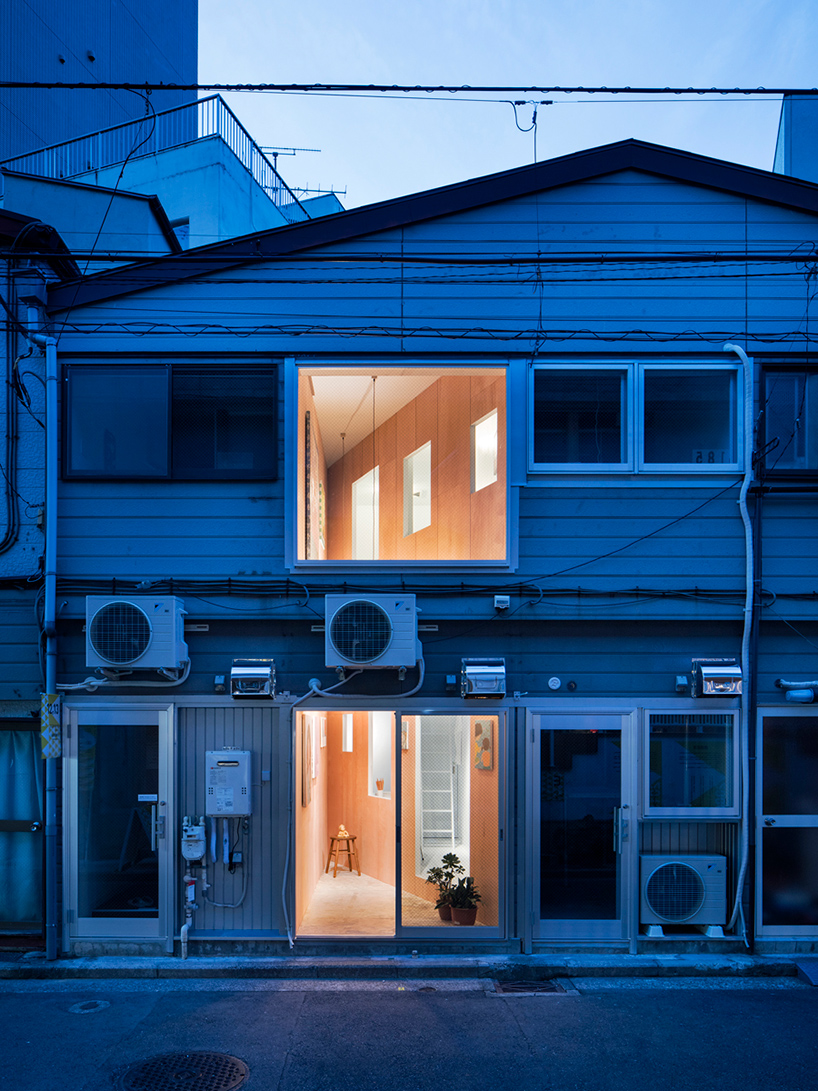 persimmon hills architects converts illegal sex shop in japan into wedge-shaped art gallery