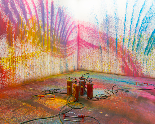 five fire extinguishers become impromptu painters in rutger de vries' 'colorscape'
