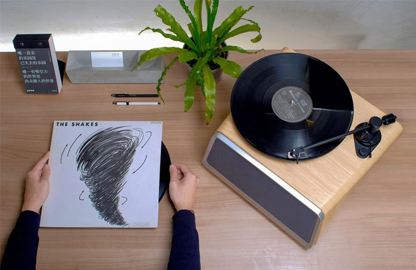 all-in-one seed turntable pairs vinyl music with wireless streaming