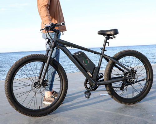 STRØM smartens up the fat bike with some scandanavian panache