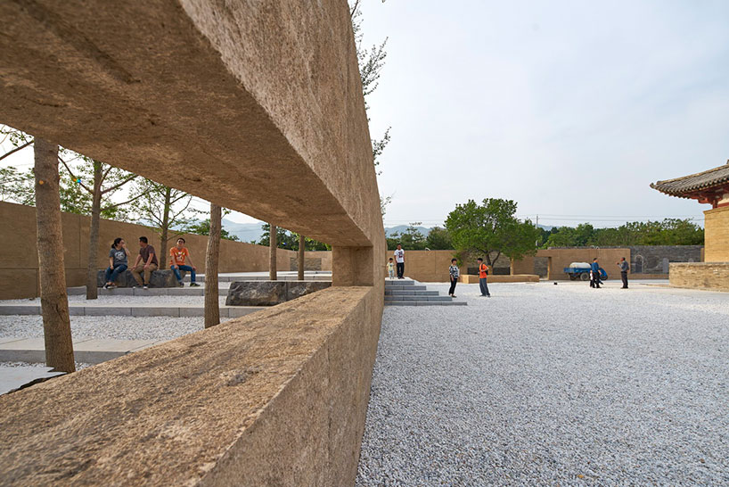 URBANUS revitalizes and reorganizes ancient taoist temple in northern china