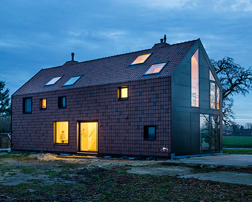 VIVA architecture prototypes dutch house as a 1900's farmhouse