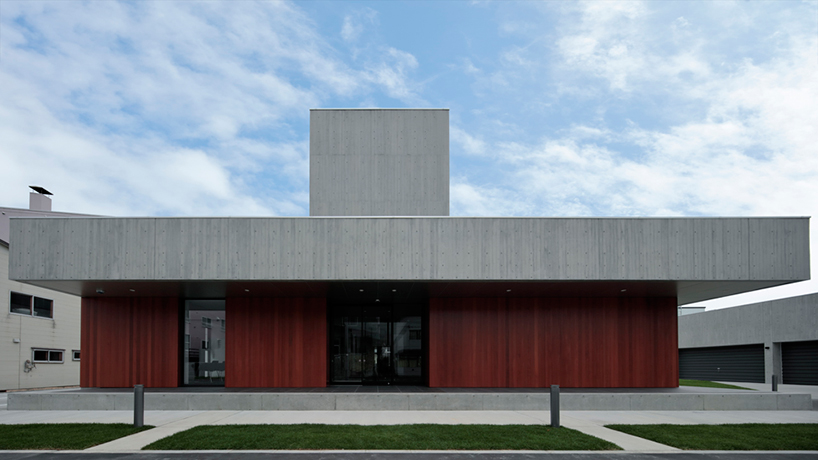 tatsuro sasaki architects completes office miuradenki in japan