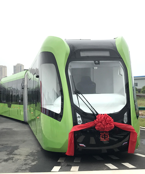 china unveils driverless train that follows painted lines instead of rails