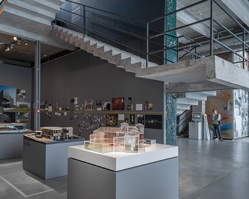 david adjaye's 'form, heft, material' exhibition travels to OMA's garage art museum in moscow
