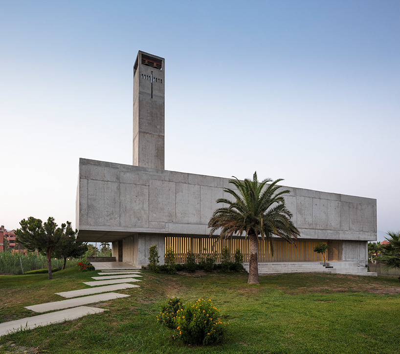 elisa valero concrete church in playa granada 