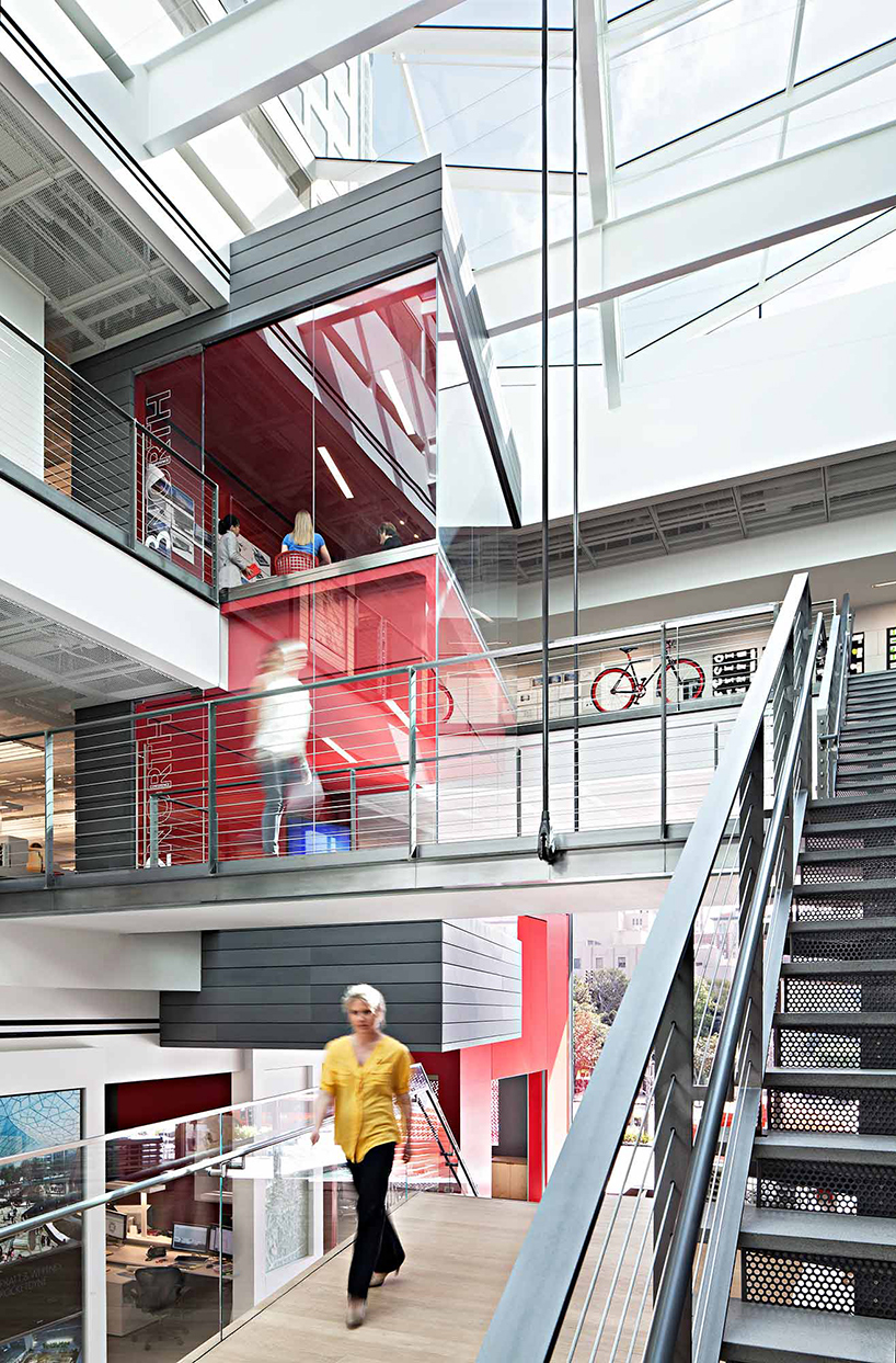 how gensler is using microsoft hololens and mixed reality to develop its projects