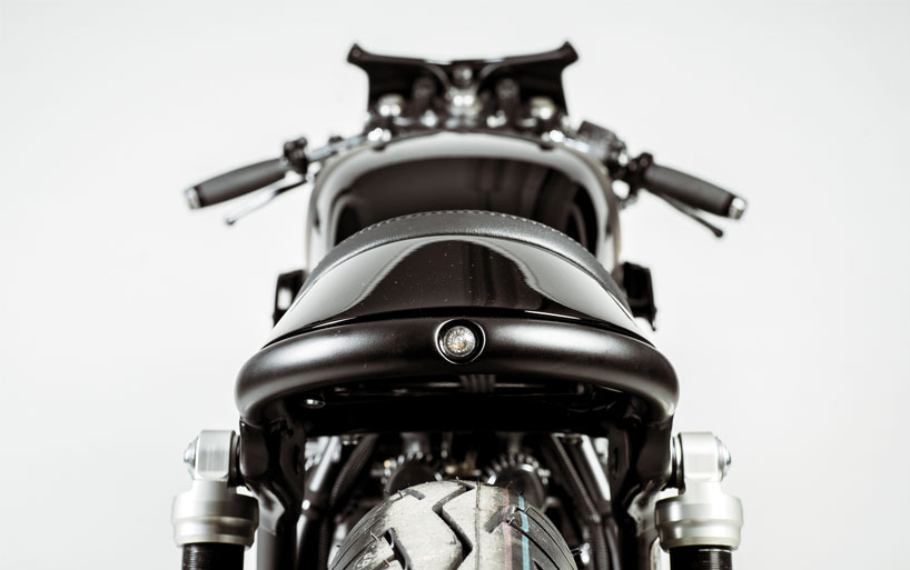 hookie black mamba urban caferacer motorcycle injects venom inside