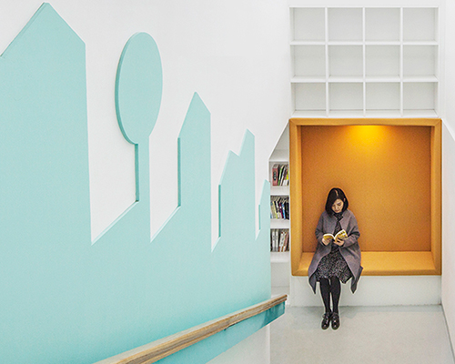 MAT office converts underground space into a colorful community centre in beijing