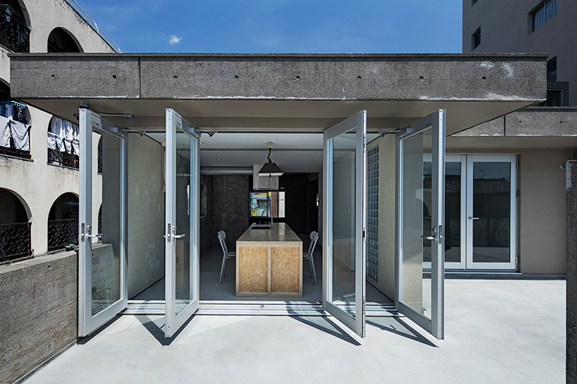 schemata architects overhaul hidden concrete home in tokyo