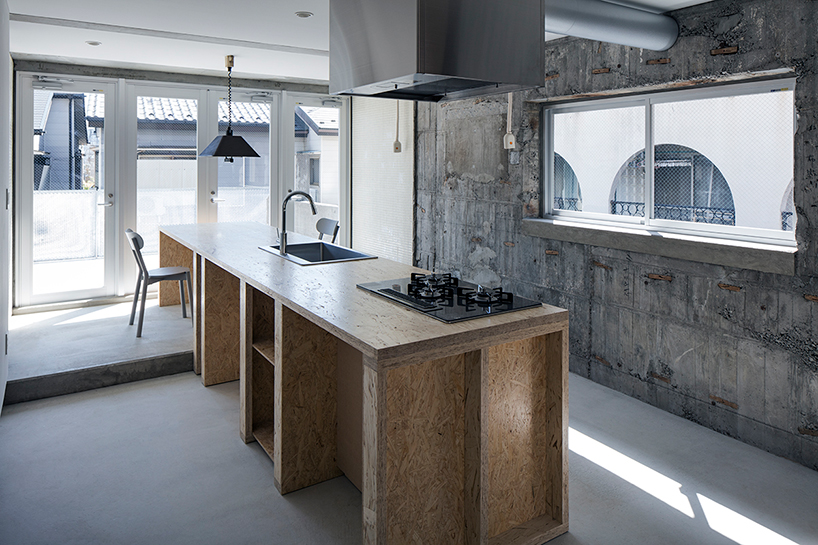 schemata architects overhaul hidden concrete home in tokyo